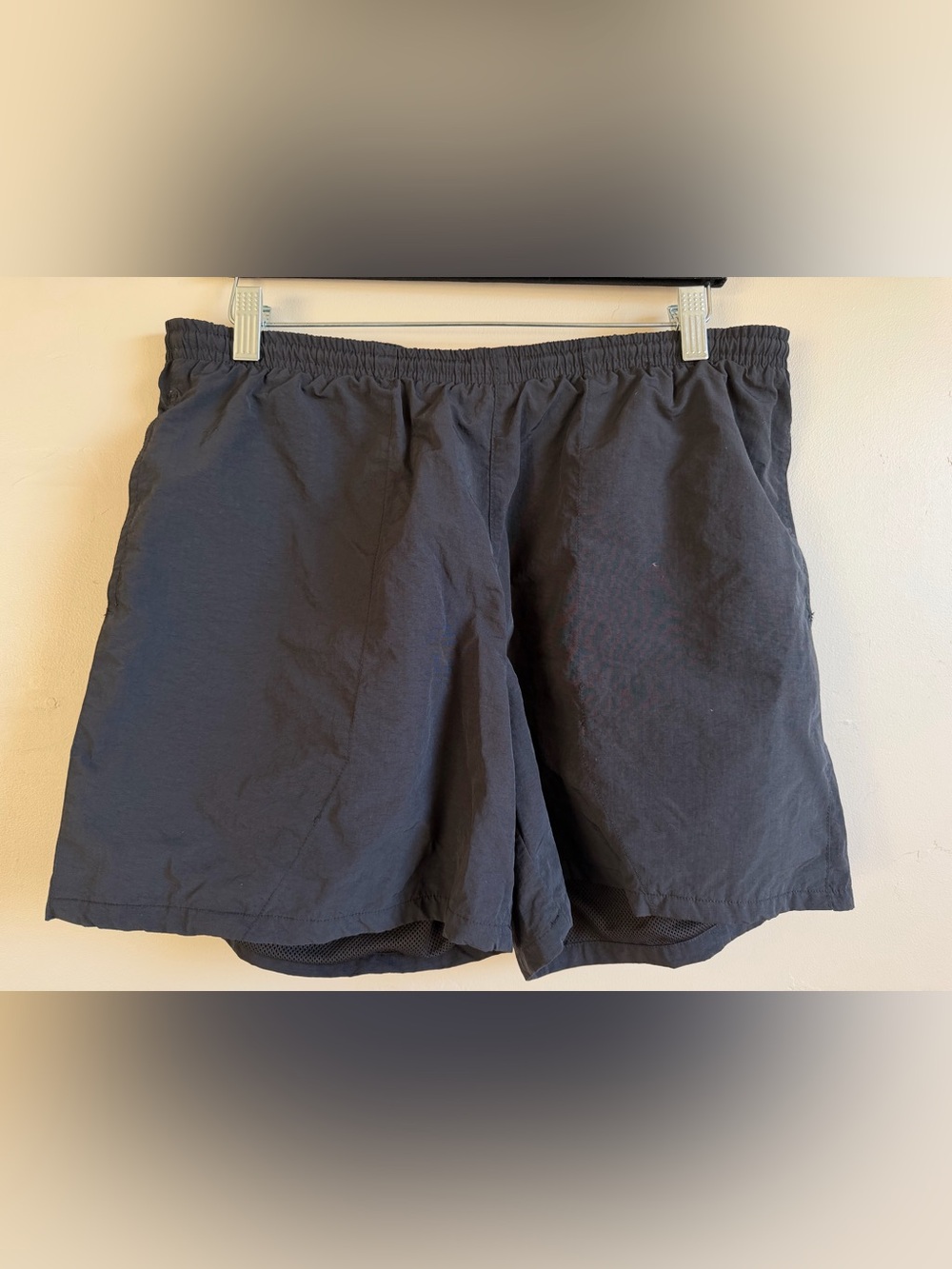 Men’s Market Black Swim Trunks Size Medium